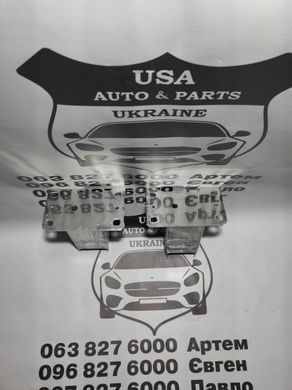 8W6807134A AUDI A4 B9 Кронштейн підсилювача правий (ліцензія) 2016-19