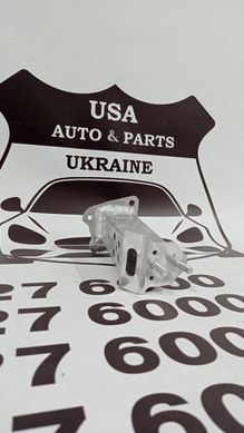5210247030 TOYOTA PRIUS HYBRID Кронштейн усилителя переднего бампера R(лицензия) 2016-22