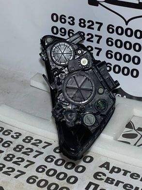92101-2W110 HYUNDAI SANTA FE Фара ліва 2013-16