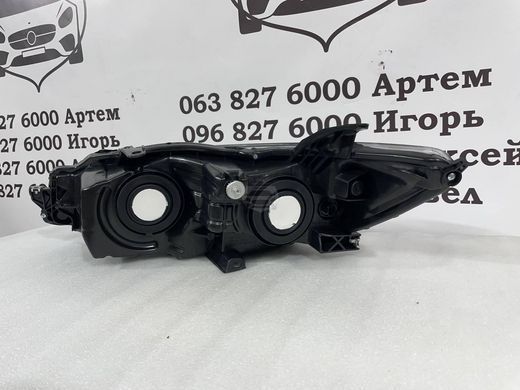 81110-06C70 TOYOTA CAMRY 55 Фара правая (black) SE USA 2015-17
