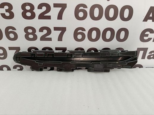 4M0807750D AUDI Q7 Кришка повітроводу правого внутрішнього (S Line) 2020-23