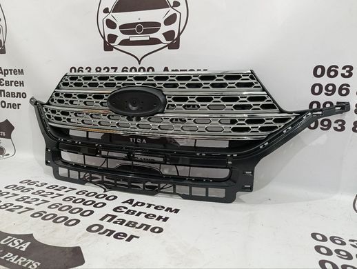 LB5Z8200BB FORD EXPLORER Решітка радіатора чорна з хром окантовкою (ліцензія) 2020-21