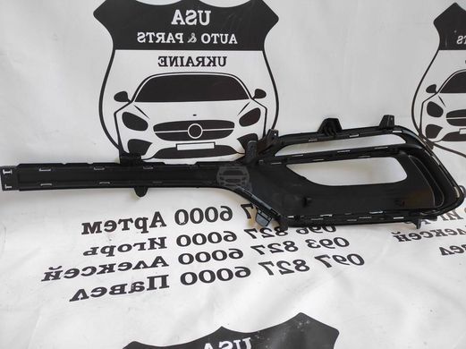86562-4Z520 HYUNDAI SANTA FE Накладка протитуманної фари права 2017-18