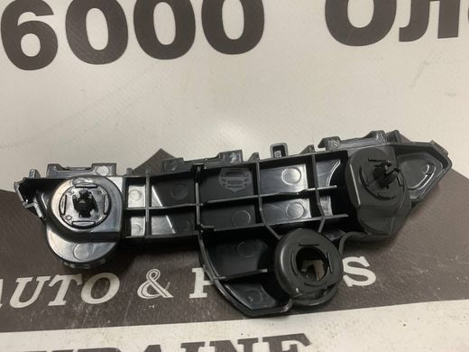 52536AQ010 TOYOTA CAMRY 80 Кронштейн бампера переднего левый(лицензия) 2024-