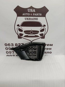 4M8807682A AUDI Q8 Решітка переднього бампера права S-line (ліцензія) 2018-22