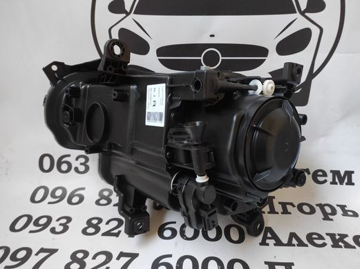 68102847AE JEEP CHEROKEE Фара правая Black 2014-18