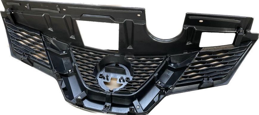 62310-4BA0A NISSAN ROGUE Решетка радиатора с хромом 2014-16